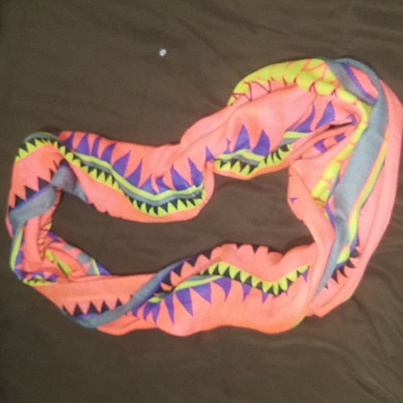 Scarf bundle - Picture 2 of 4